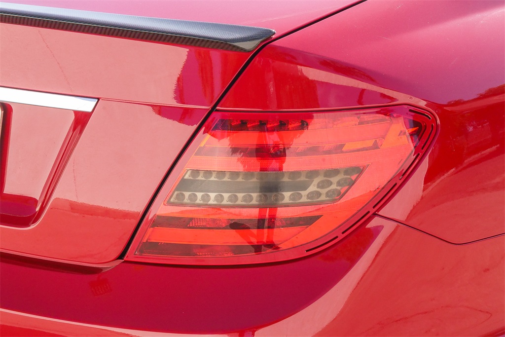 Thumbnail: 2013 Mercedes-Benz C-Class - 11