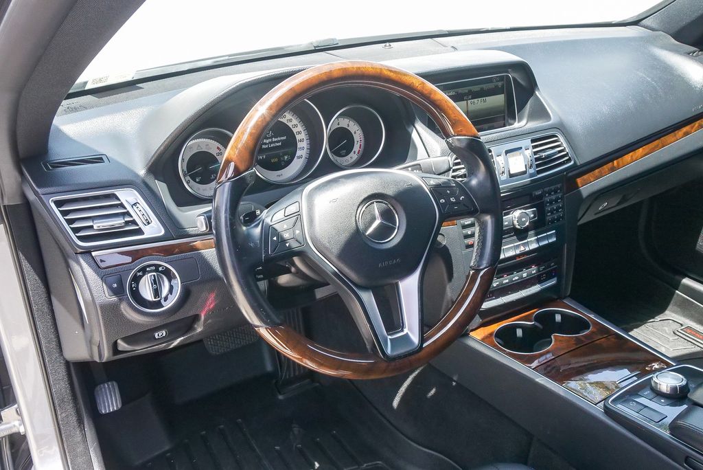 Thumbnail: 2014 Mercedes-Benz E-Class - 10