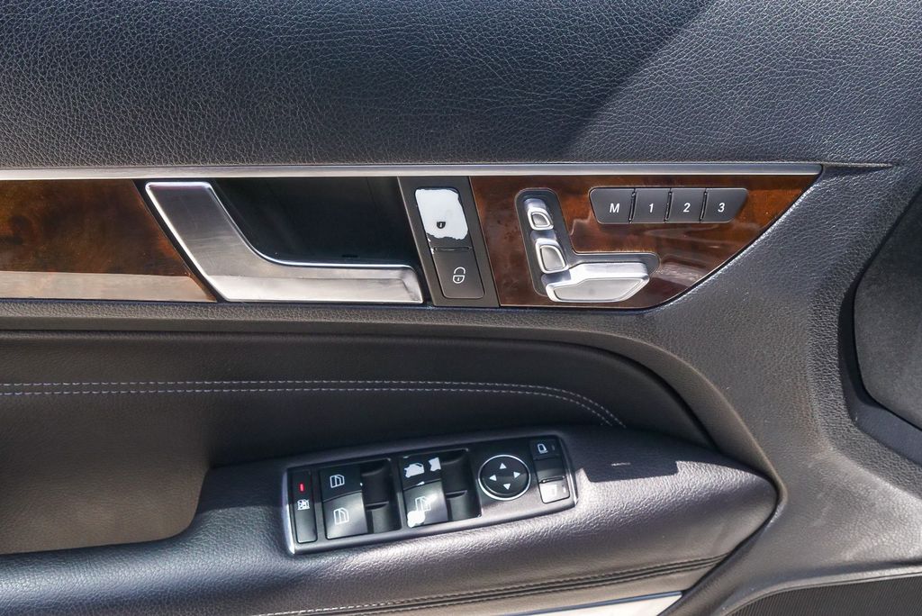 Thumbnail: 2014 Mercedes-Benz E-Class - 20