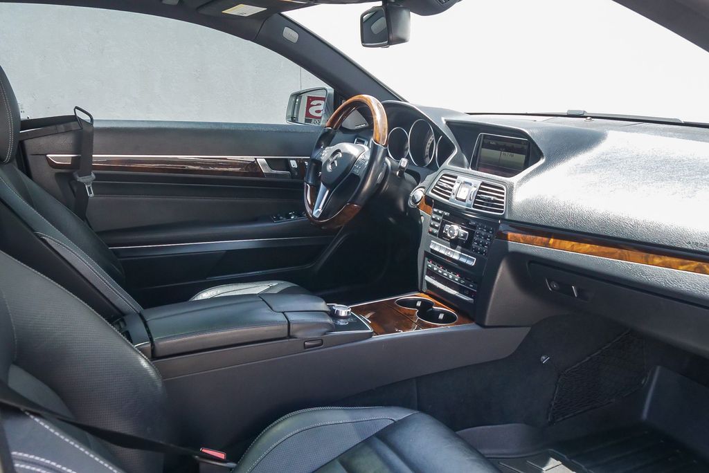 Thumbnail: 2014 Mercedes-Benz E-Class - 2