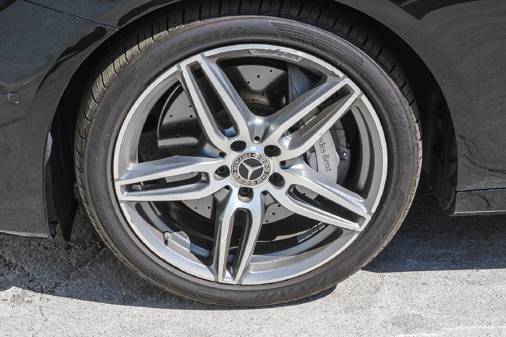 Thumbnail: 2019 Mercedes-Benz E-Class - 11