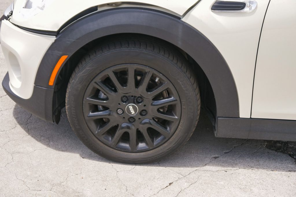 Thumbnail: 2015 MINI Cooper - 6