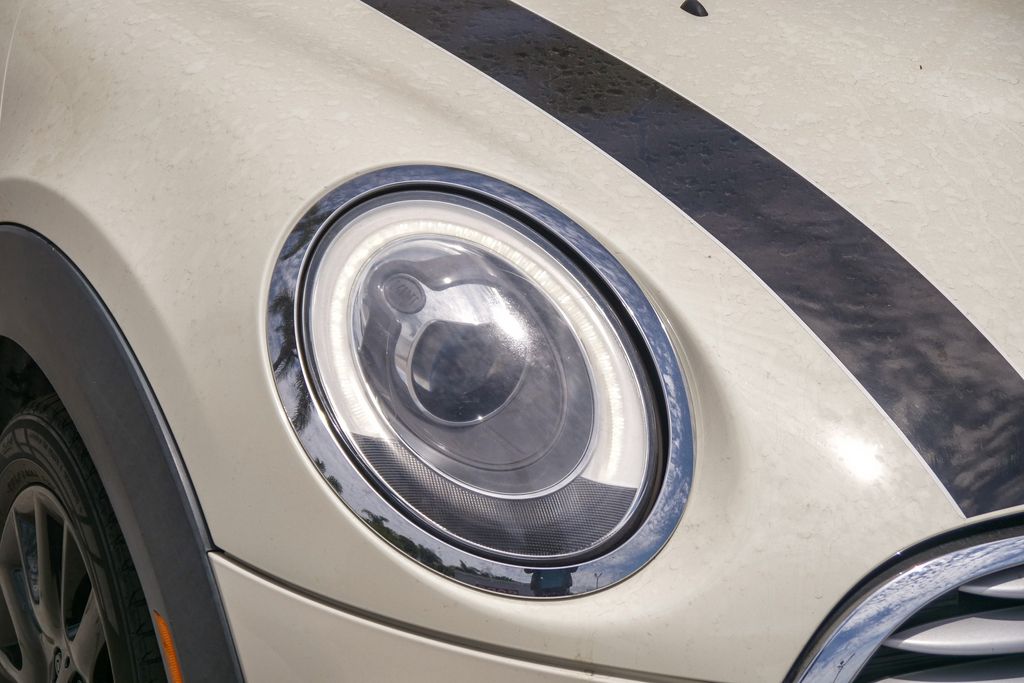 Thumbnail: 2015 MINI Cooper - 9