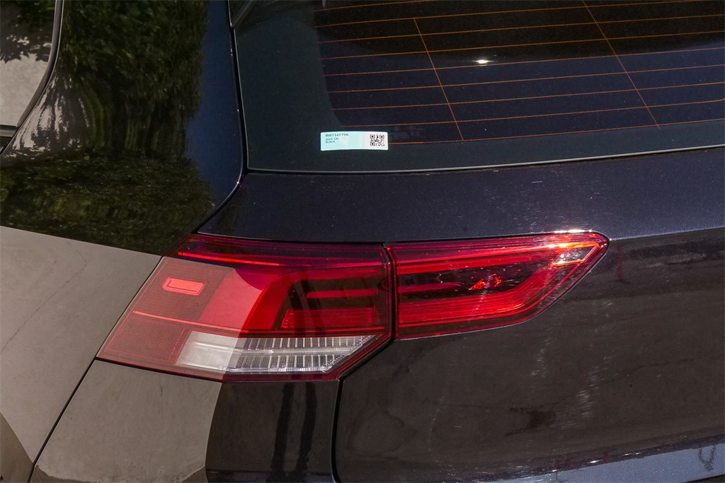 Thumbnail: 2024 Volkswagen Golf - 21