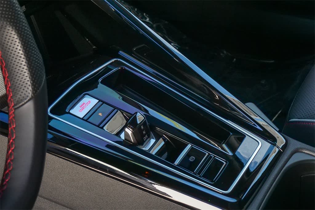 Thumbnail: 2024 Volkswagen Golf - 15