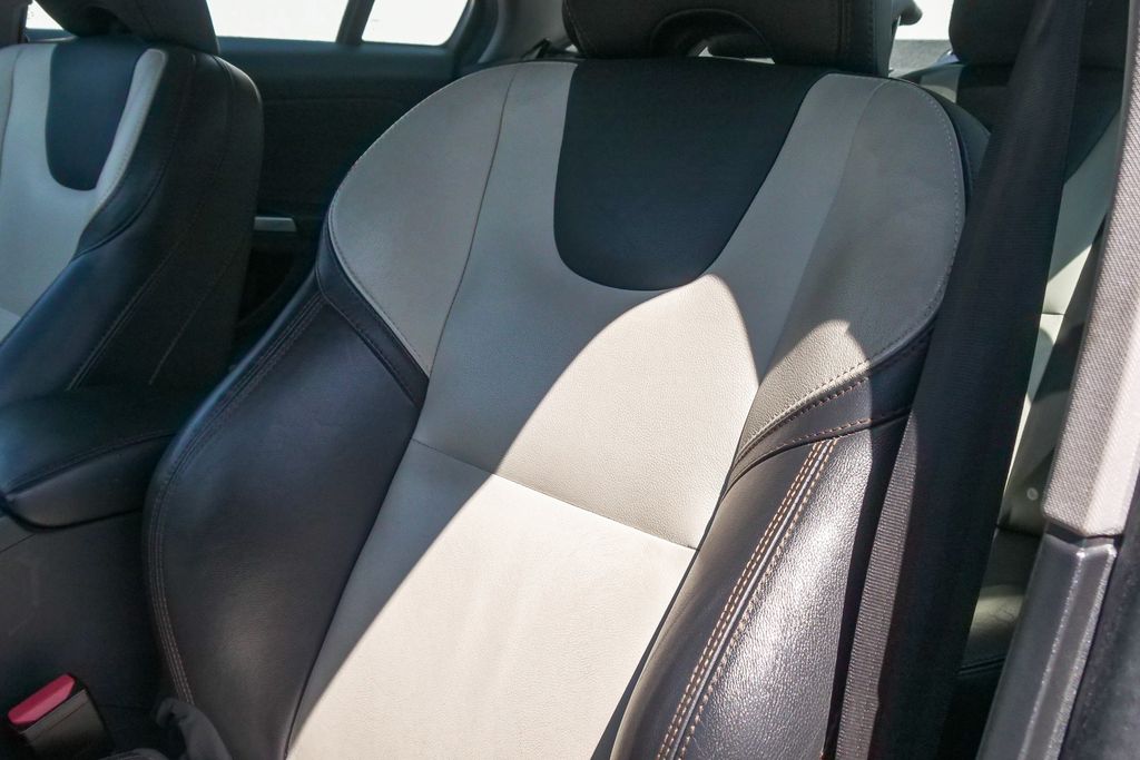 Thumbnail: 2016 Volvo S60 - 7