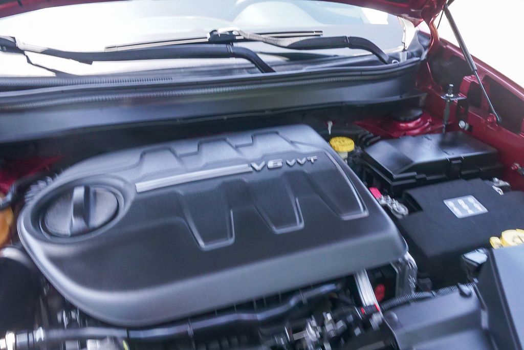 Thumbnail: 2015 Jeep Cherokee - 23