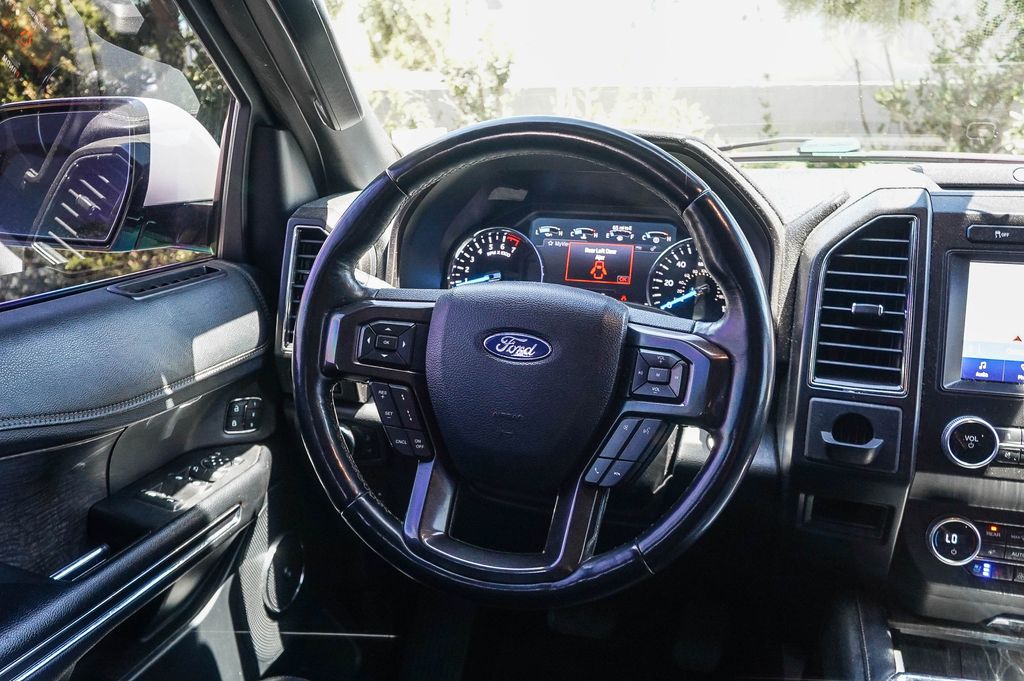 Thumbnail: 2021 Ford Expedition - 7