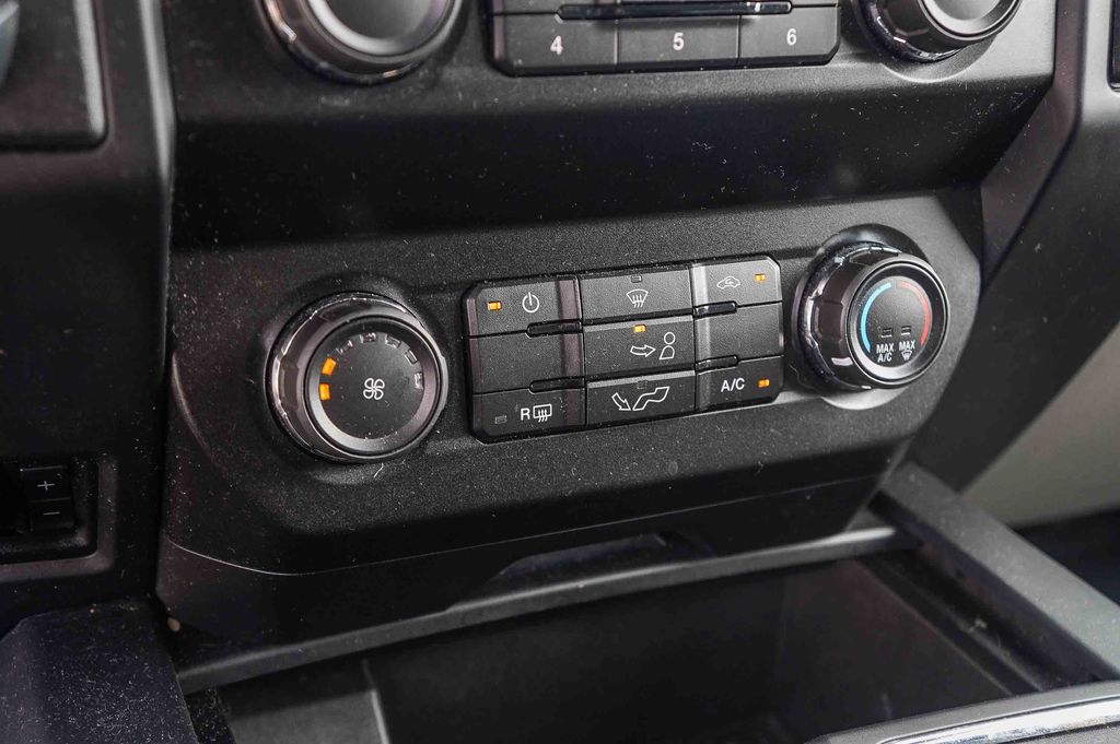 Thumbnail: 2019 Ford F-150 - 21