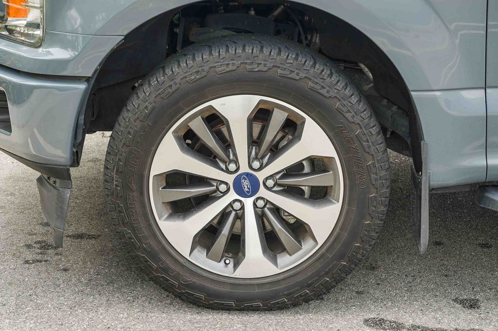 Thumbnail: 2019 Ford F-150 - 17
