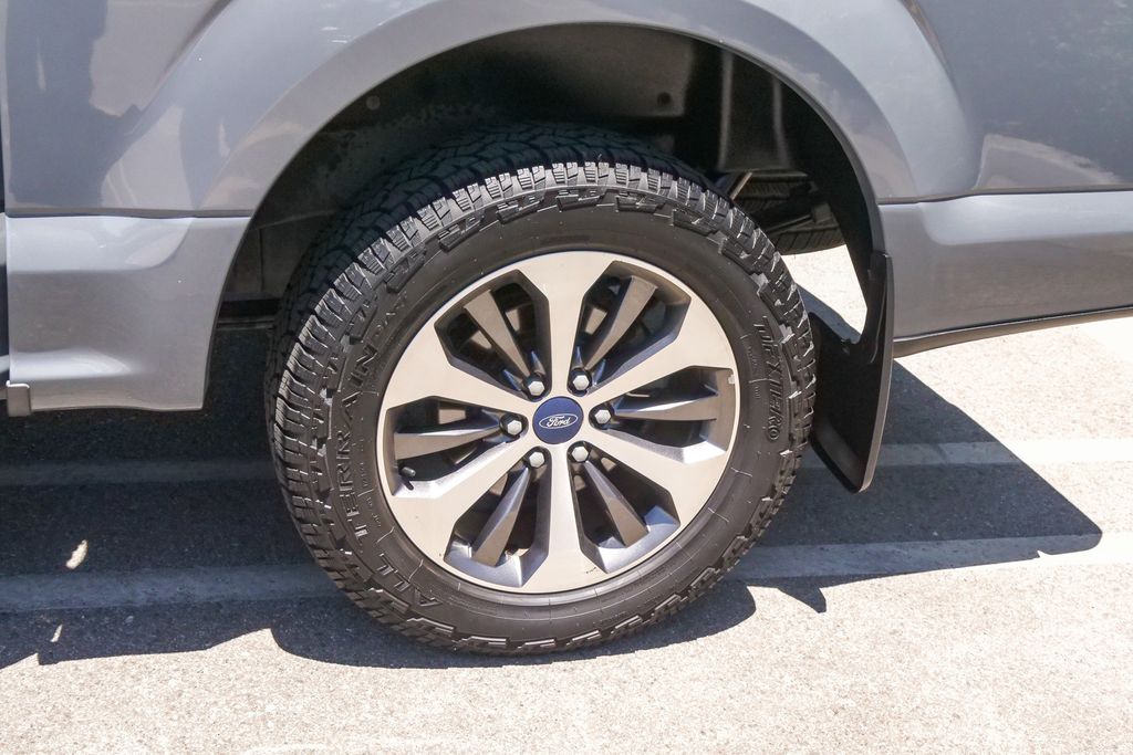 Thumbnail: 2019 Ford F-150 - 19