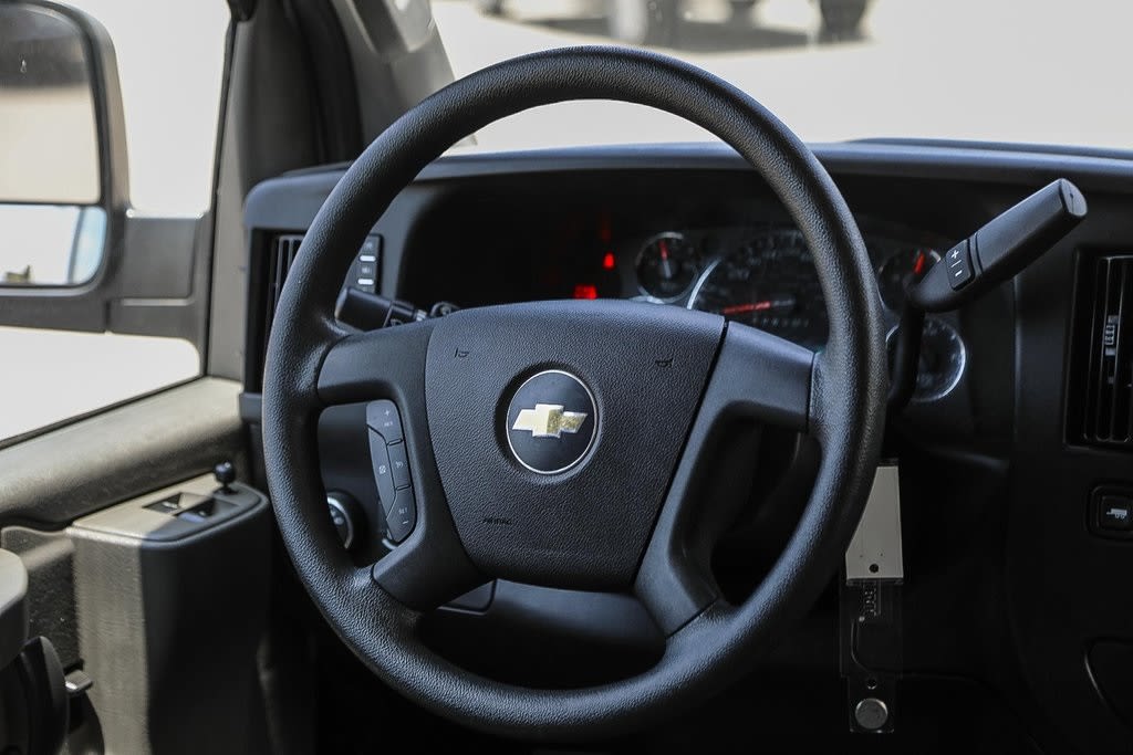 Thumbnail: 2019 Chevrolet Express - 8