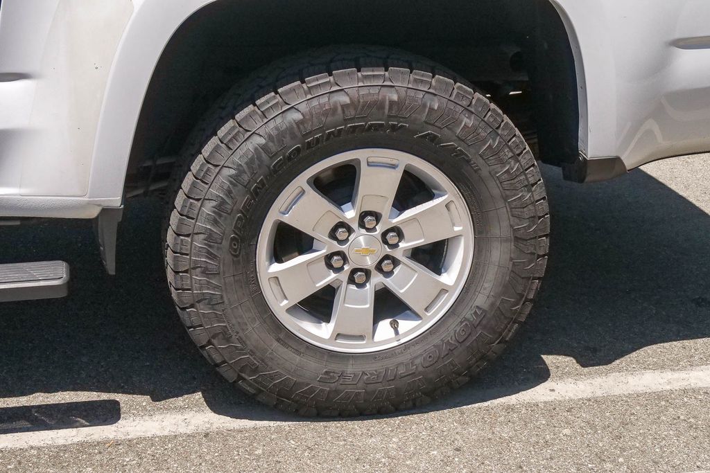 Thumbnail: 2018 Chevrolet Colorado - 12