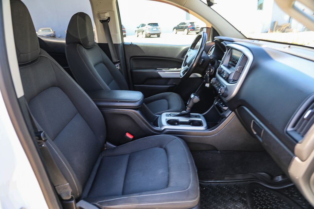 Thumbnail: 2018 Chevrolet Colorado - 8