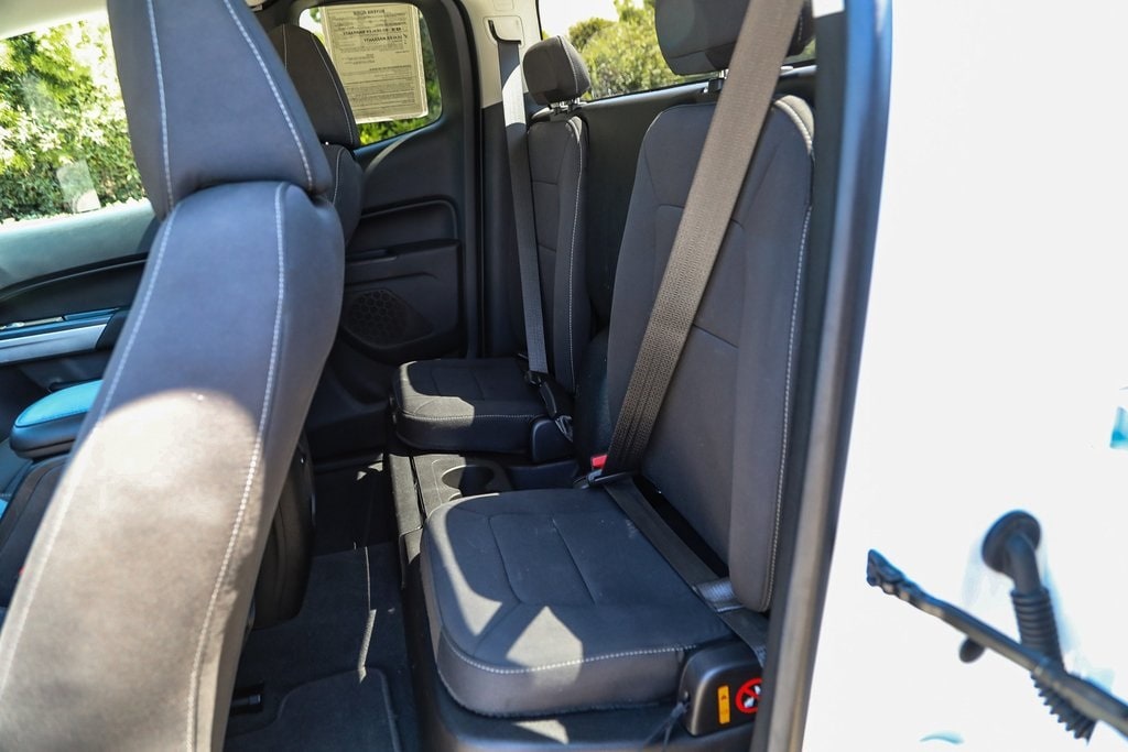 2021 Chevrolet Colorado LT 11