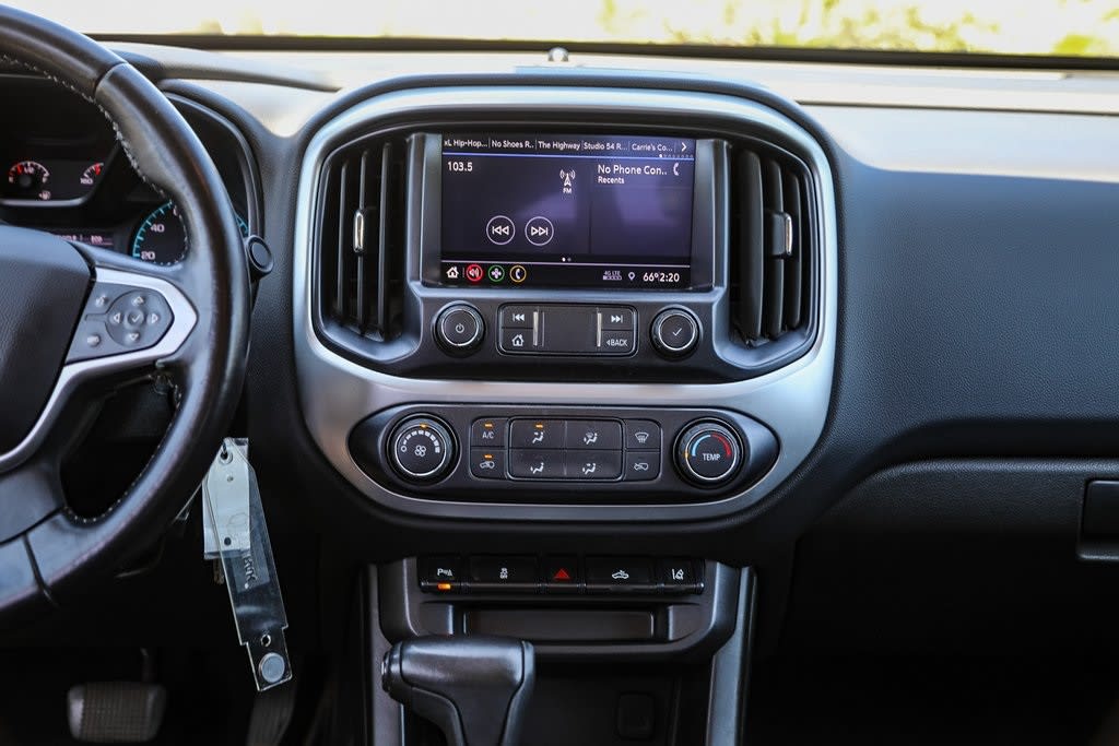 2021 Chevrolet Colorado LT 12