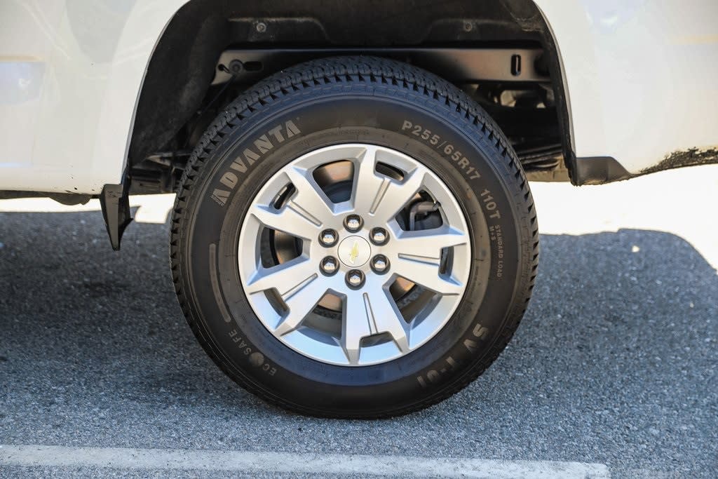 2021 Chevrolet Colorado LT 21