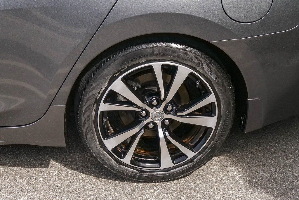 Thumbnail: 2018 Nissan Maxima - 19