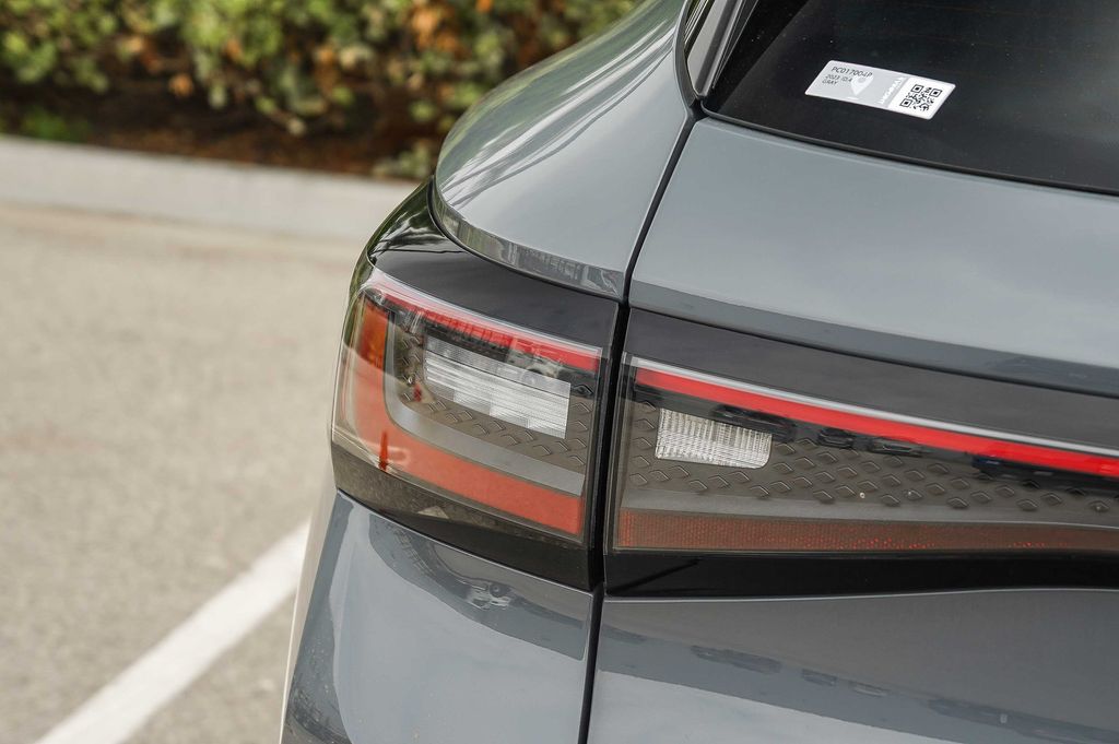 Thumbnail: 2023 Volkswagen ID.4 - 15