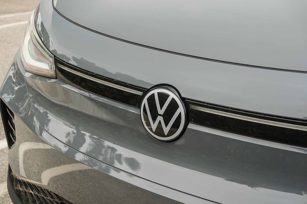 Thumbnail: 2023 Volkswagen ID.4 - 5