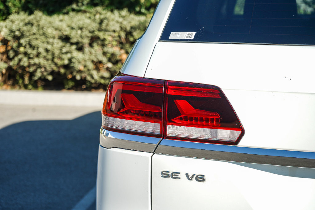 Thumbnail: 2023 Volkswagen Atlas - 18