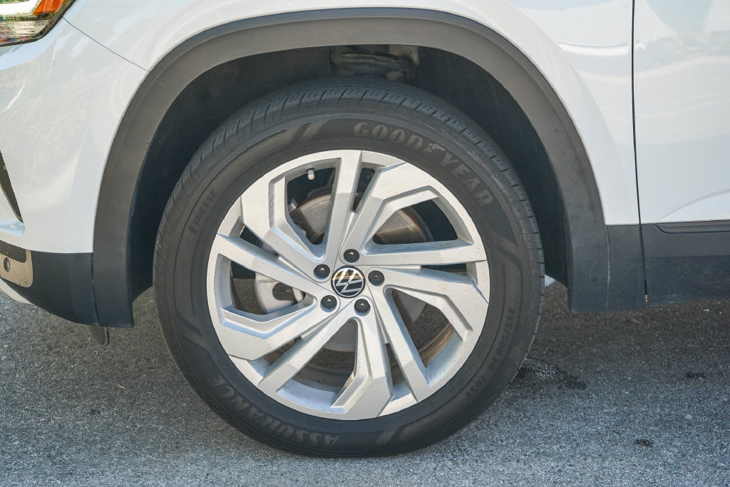 Thumbnail: 2023 Volkswagen Atlas - 19