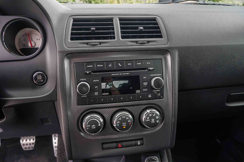 Thumbnail: 2013 Dodge Challenger - 21