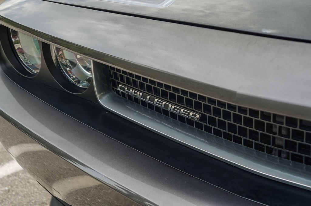 Thumbnail: 2013 Dodge Challenger - 6