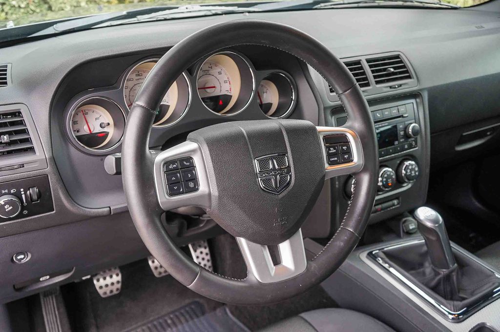 Thumbnail: 2013 Dodge Challenger - 9