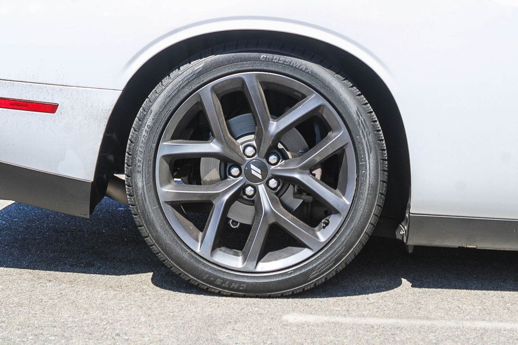 Thumbnail: 2019 Dodge Challenger - 7