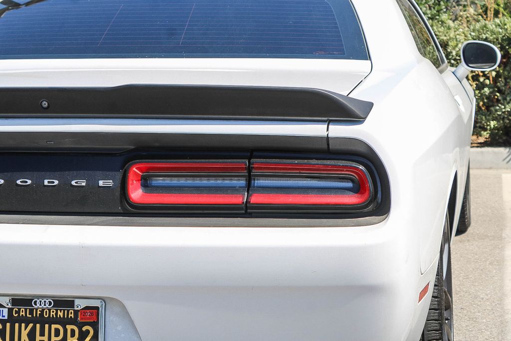 Thumbnail: 2019 Dodge Challenger - 16