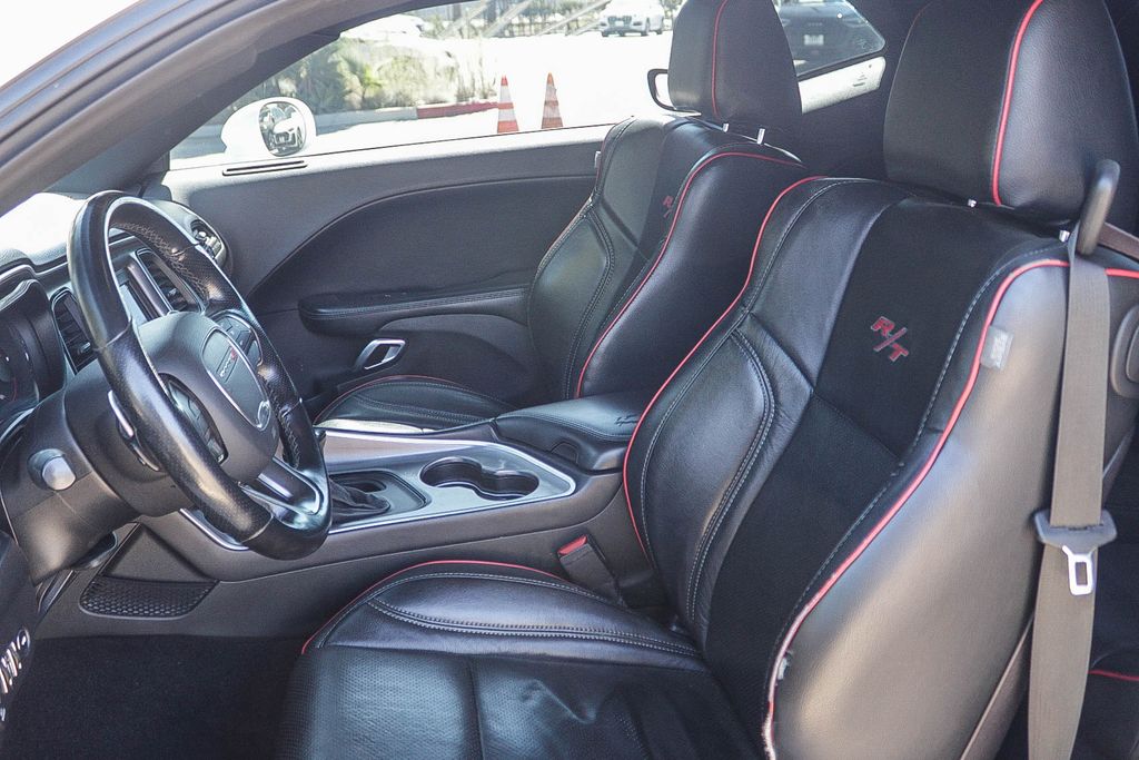 Thumbnail: 2019 Dodge Challenger - 10