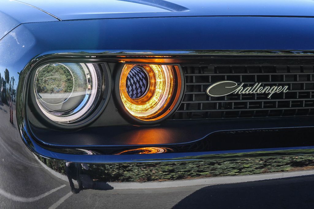 Thumbnail: 2022 Dodge Challenger - 6