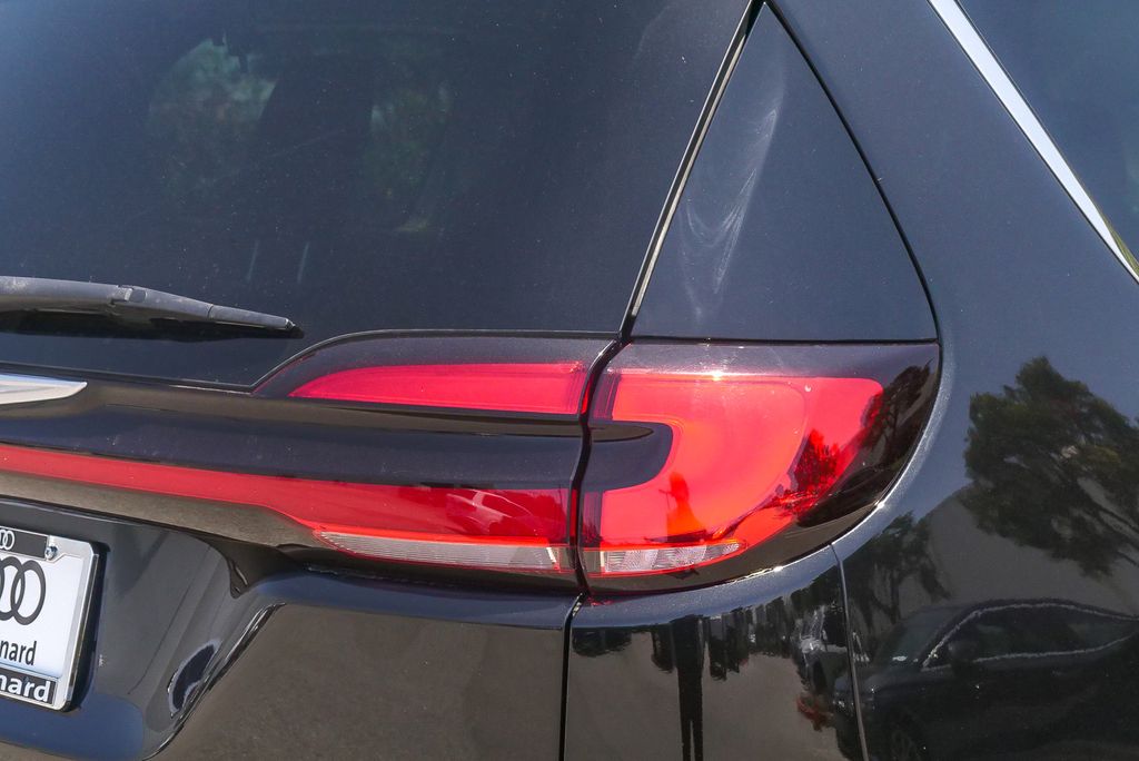 Thumbnail: 2022 Chrysler Pacifica - 20