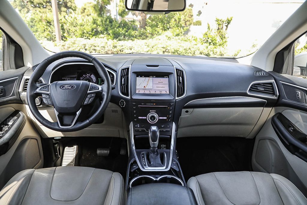 Thumbnail: 2018 Ford Edge - 2