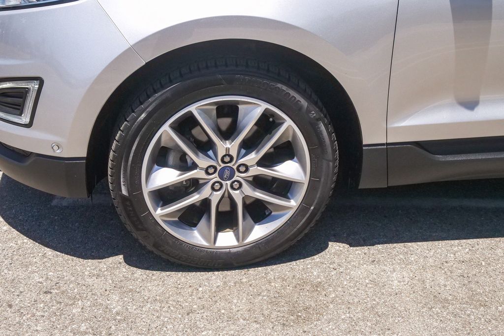 Thumbnail: 2018 Ford Edge - 5