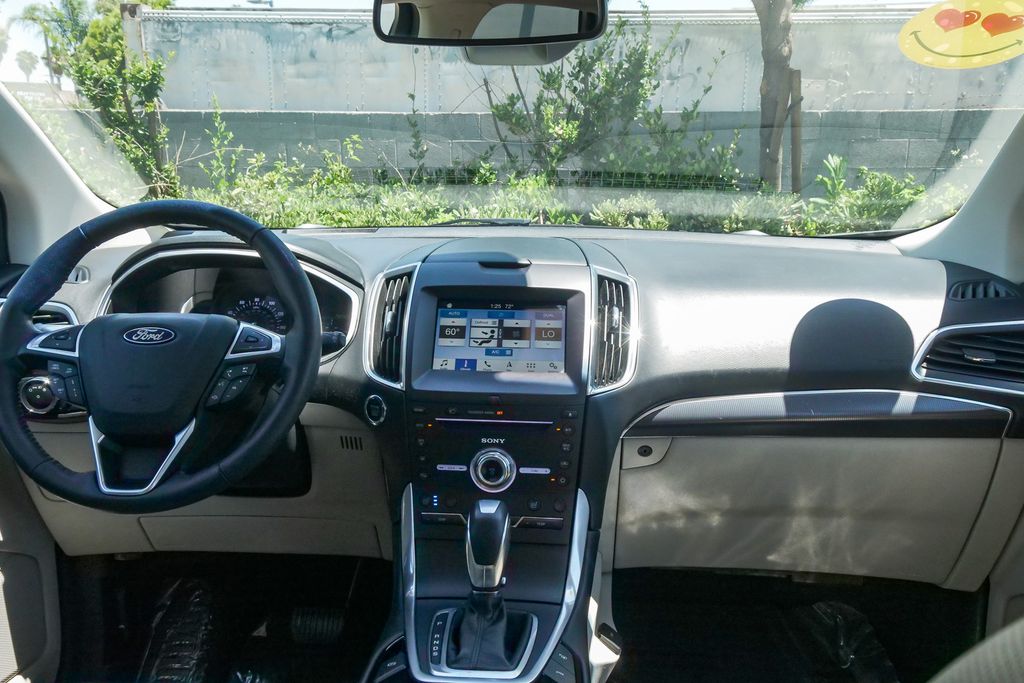 Thumbnail: 2018 Ford Edge - 6