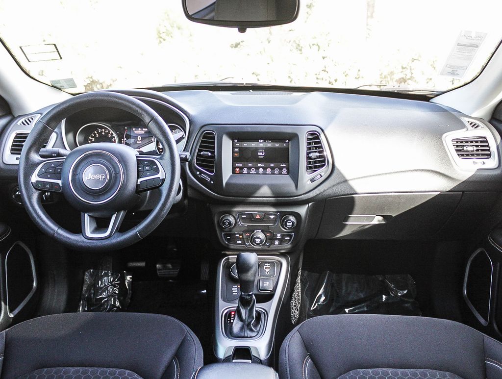 Thumbnail: 2019 Jeep Compass - 2
