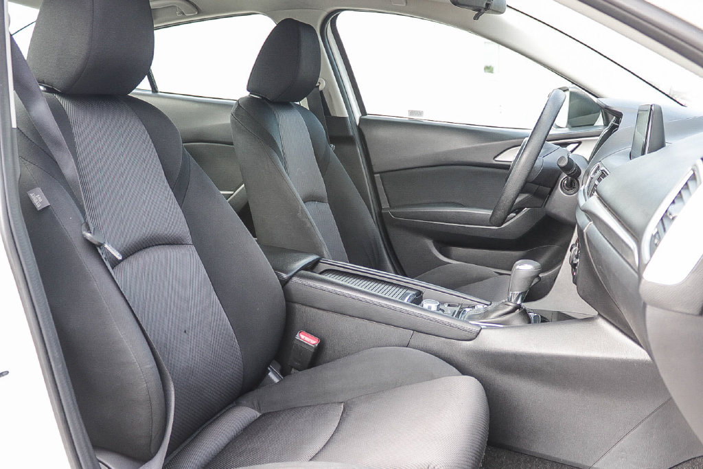 Thumbnail: 2018 Mazda Mazda3 - 9