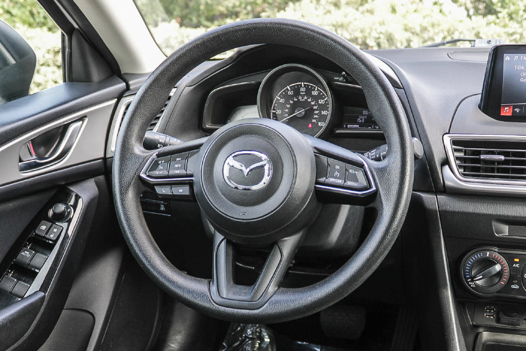 Thumbnail: 2018 Mazda Mazda3 - 8