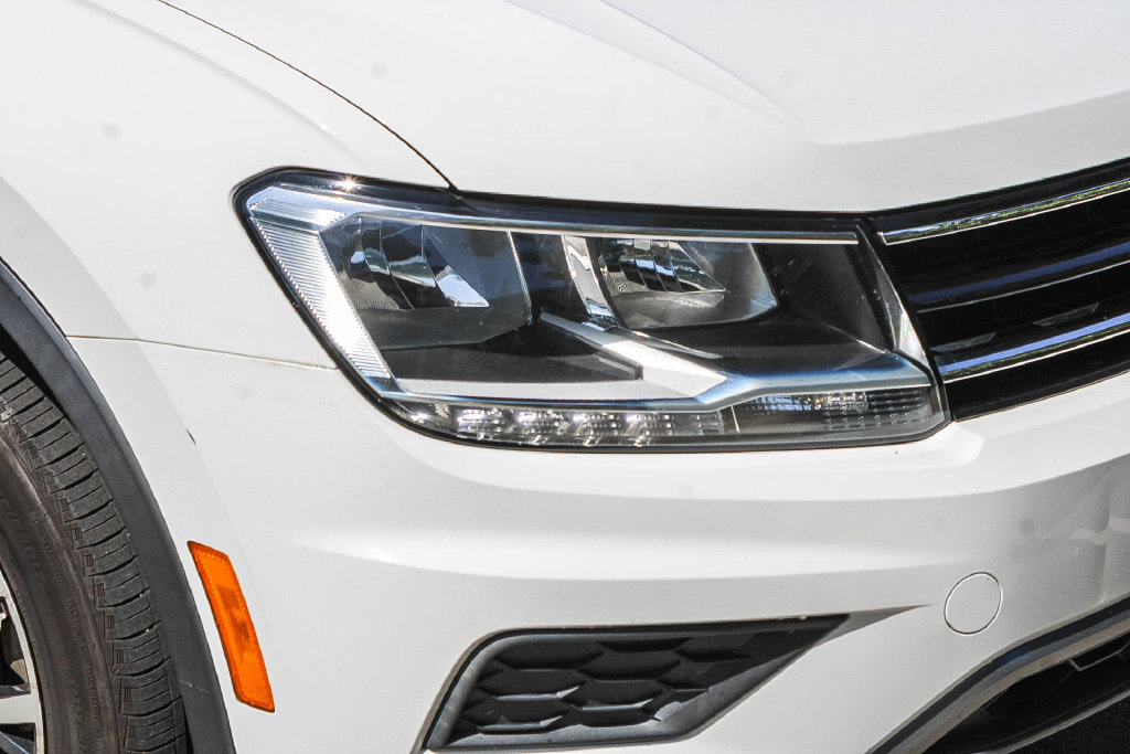 Thumbnail: 2018 Volkswagen Tiguan - 19