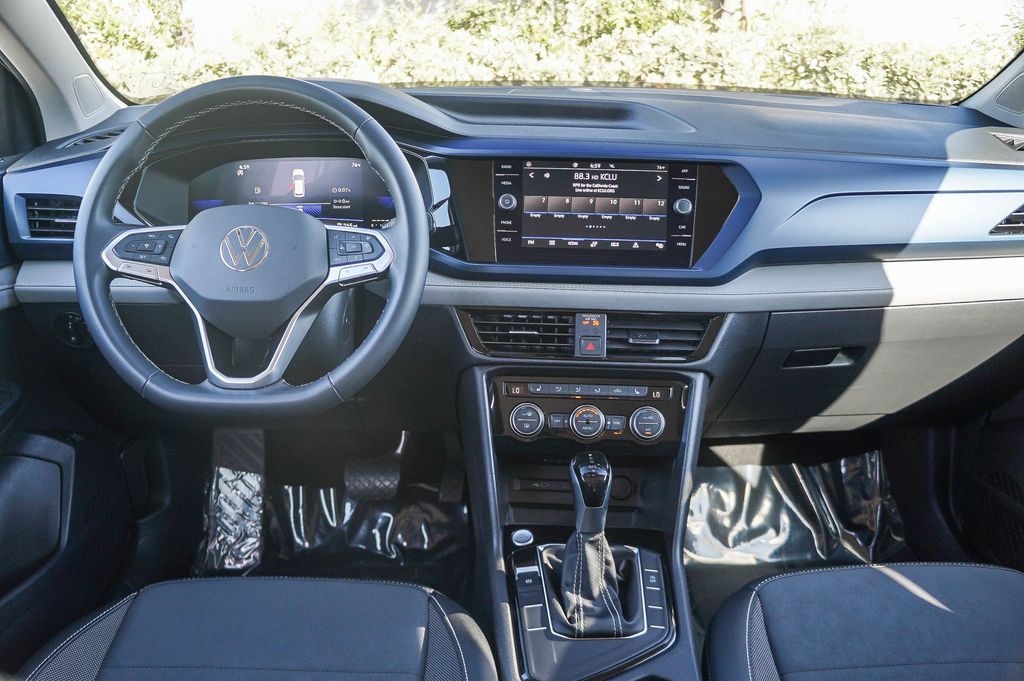 Thumbnail: 2024 Volkswagen Taos - 2