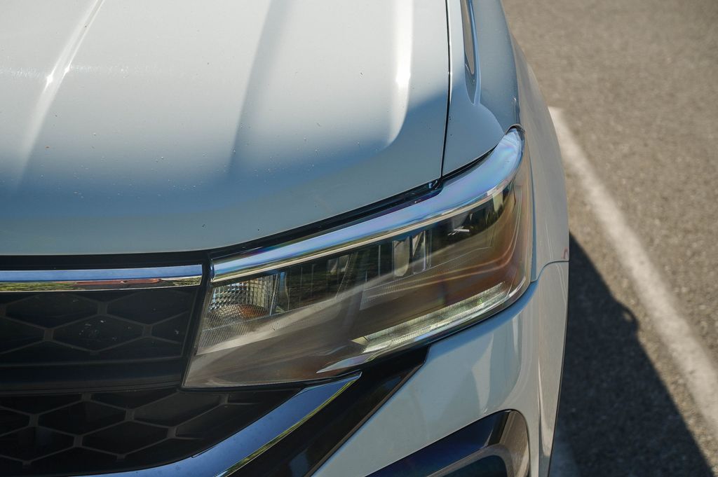Thumbnail: 2024 Volkswagen Taos - 6