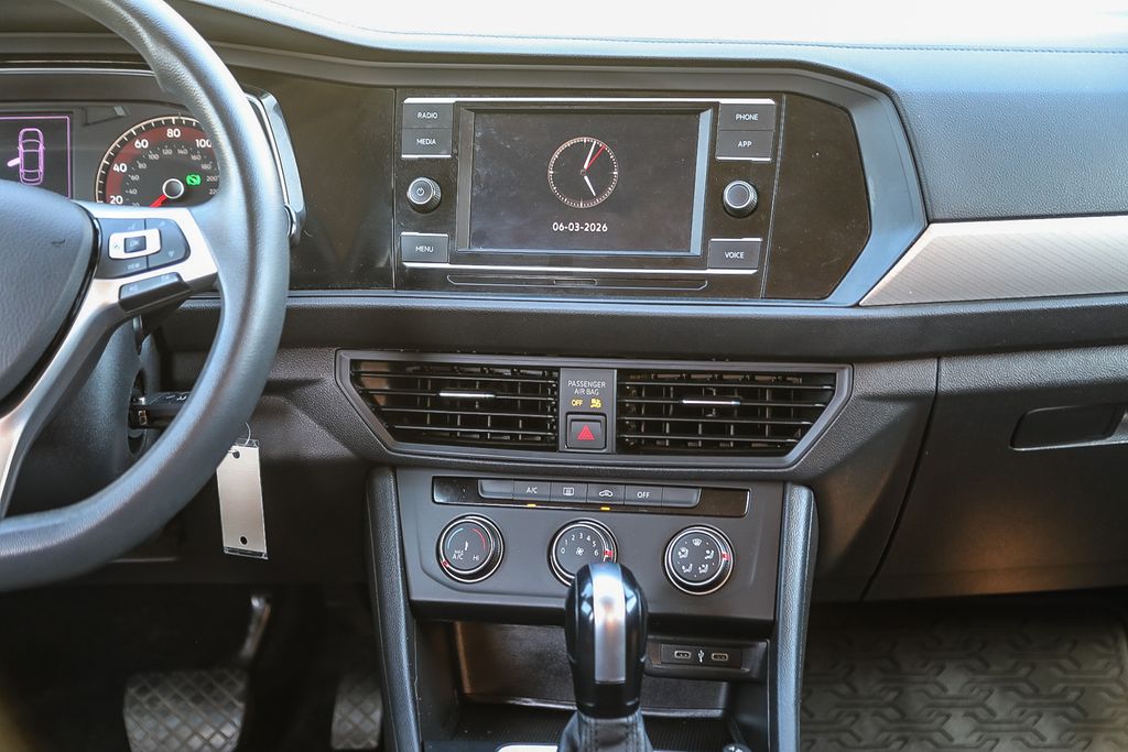 Thumbnail: 2021 Volkswagen Jetta - 12