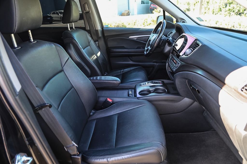 Thumbnail: 2021 Honda Pilot - 9