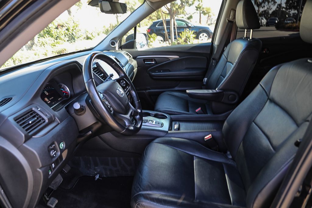 Thumbnail: 2021 Honda Pilot - 10