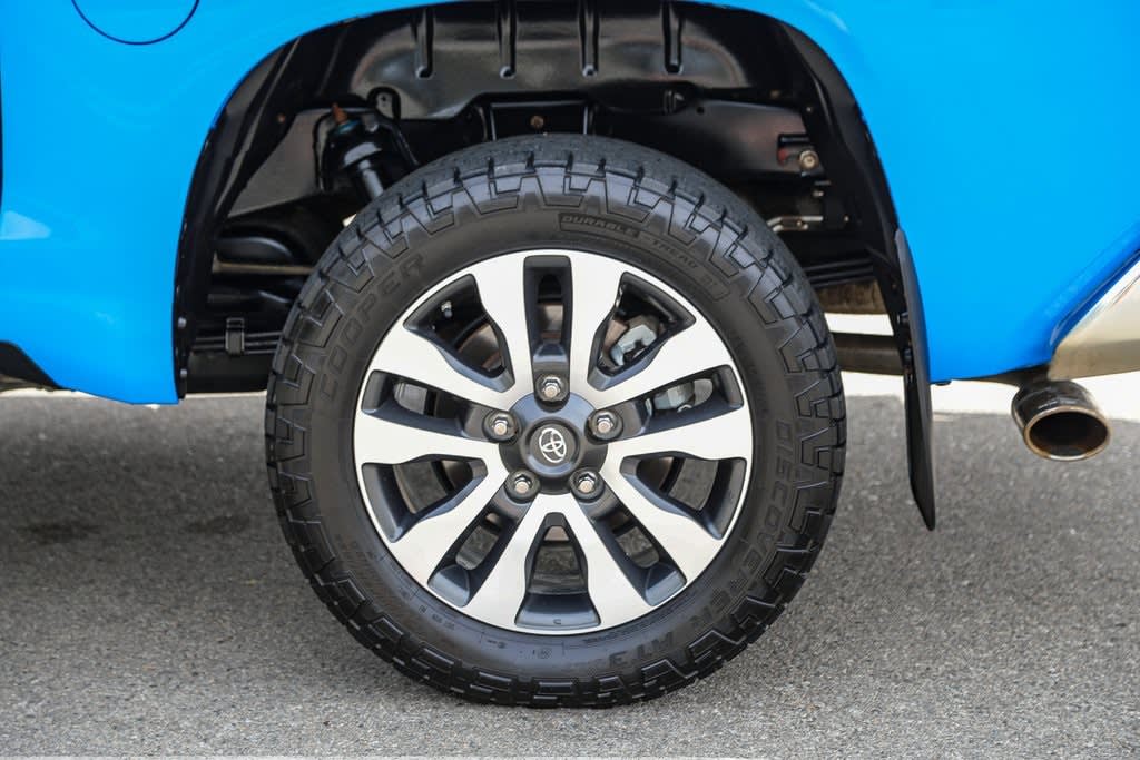 2020 Toyota Tundra Limited 18