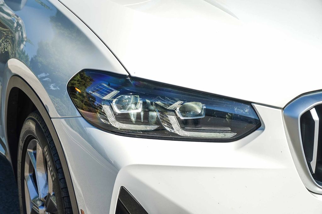 Thumbnail: 2022 BMW X3 - 15