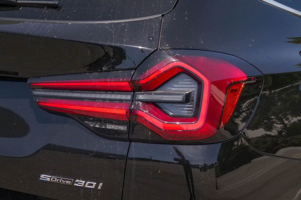 Thumbnail: 2023 BMW X3 - 13
