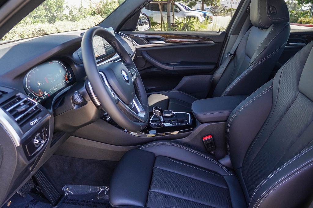 Thumbnail: 2023 BMW X3 - 11